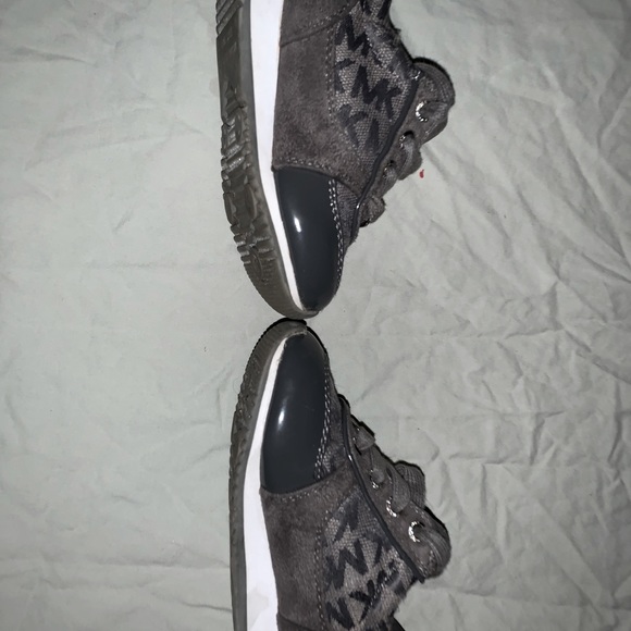 MICHAEL Michael Kors Lil Milano toddler sneakers - Picture 3 of 5